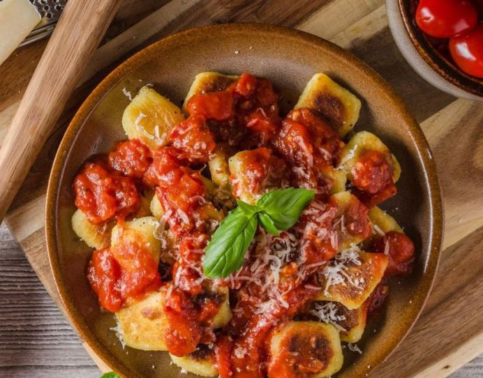 Gnocchi recipe with tomato basil sauce