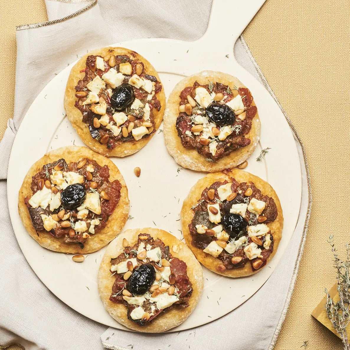 pizzetta feta à la ratatouille