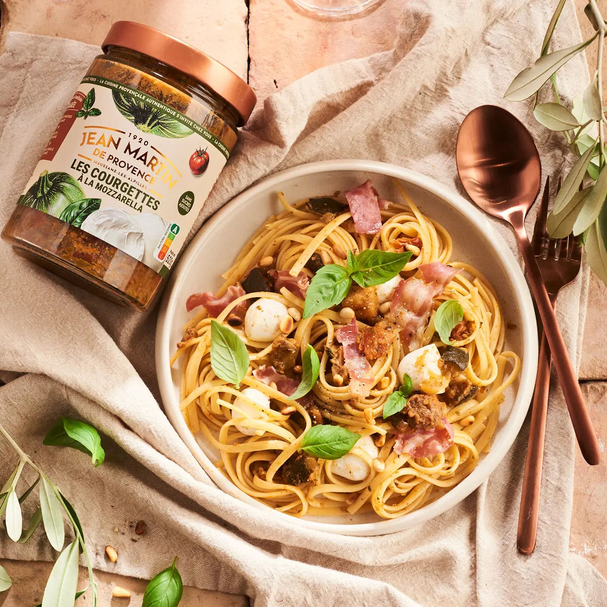 Linguine de courgettes à la mozarella