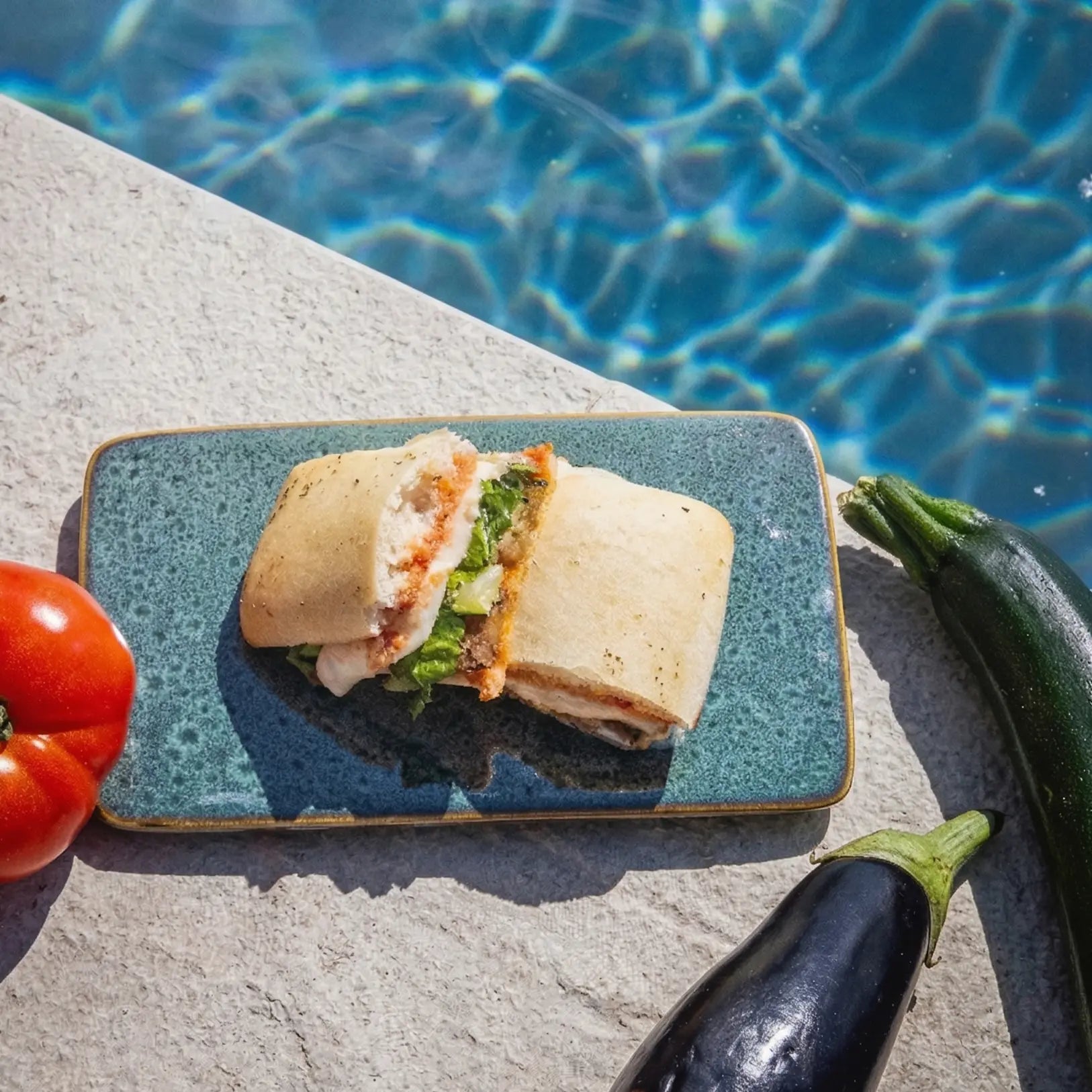 sandwich végétarien à la crème de tomates séchées