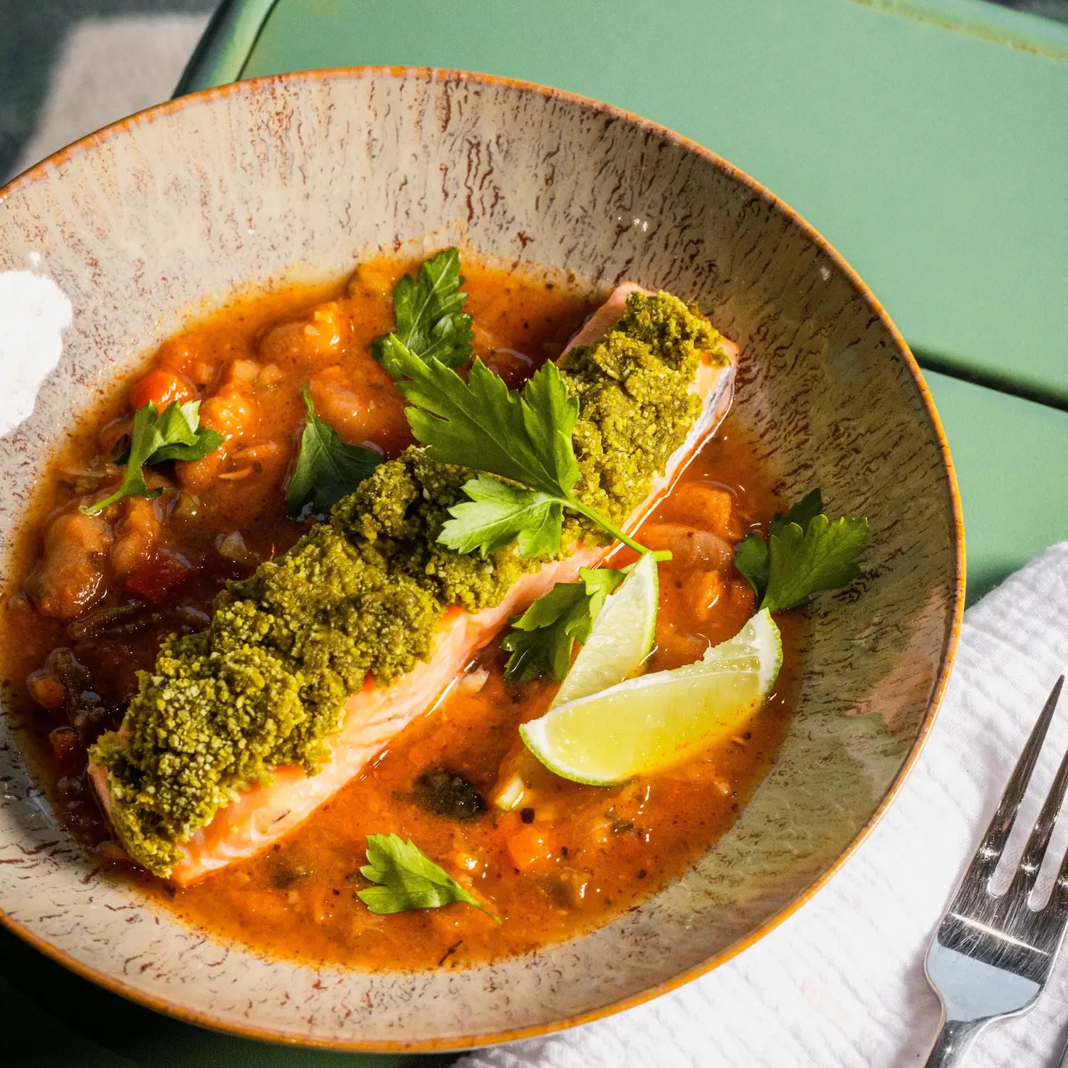 saumon en croûte de Pesto et sa soupe au pistou