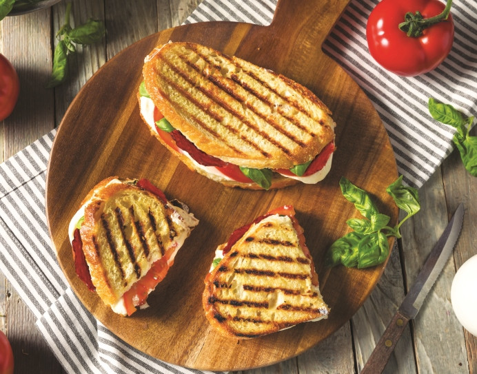 Panini recipe with sun-dried tomato cream