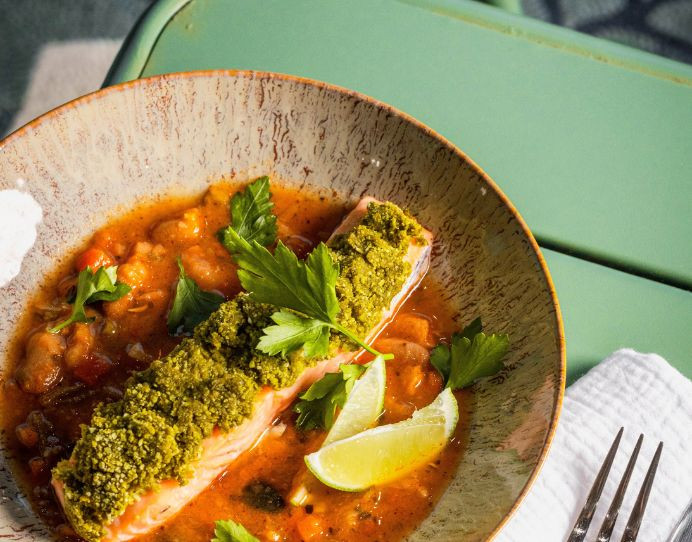 Recette de saumon en croûte de Pesto et sa soupe au pistou